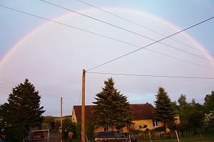 Regenbogen ber'm Julihof - Anklicken zum Vergrern (69 kByte)